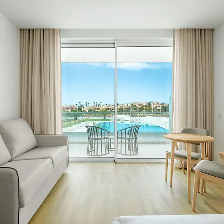 Ancora Park - Sunplace & شقة فندقية 4*