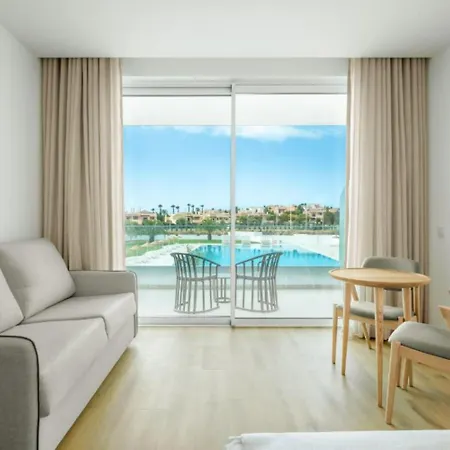 Apartmanhotel Ancora Park - Sunplace & 4*